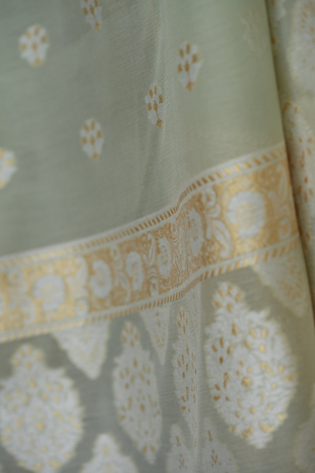 3PC 05. Nile Green