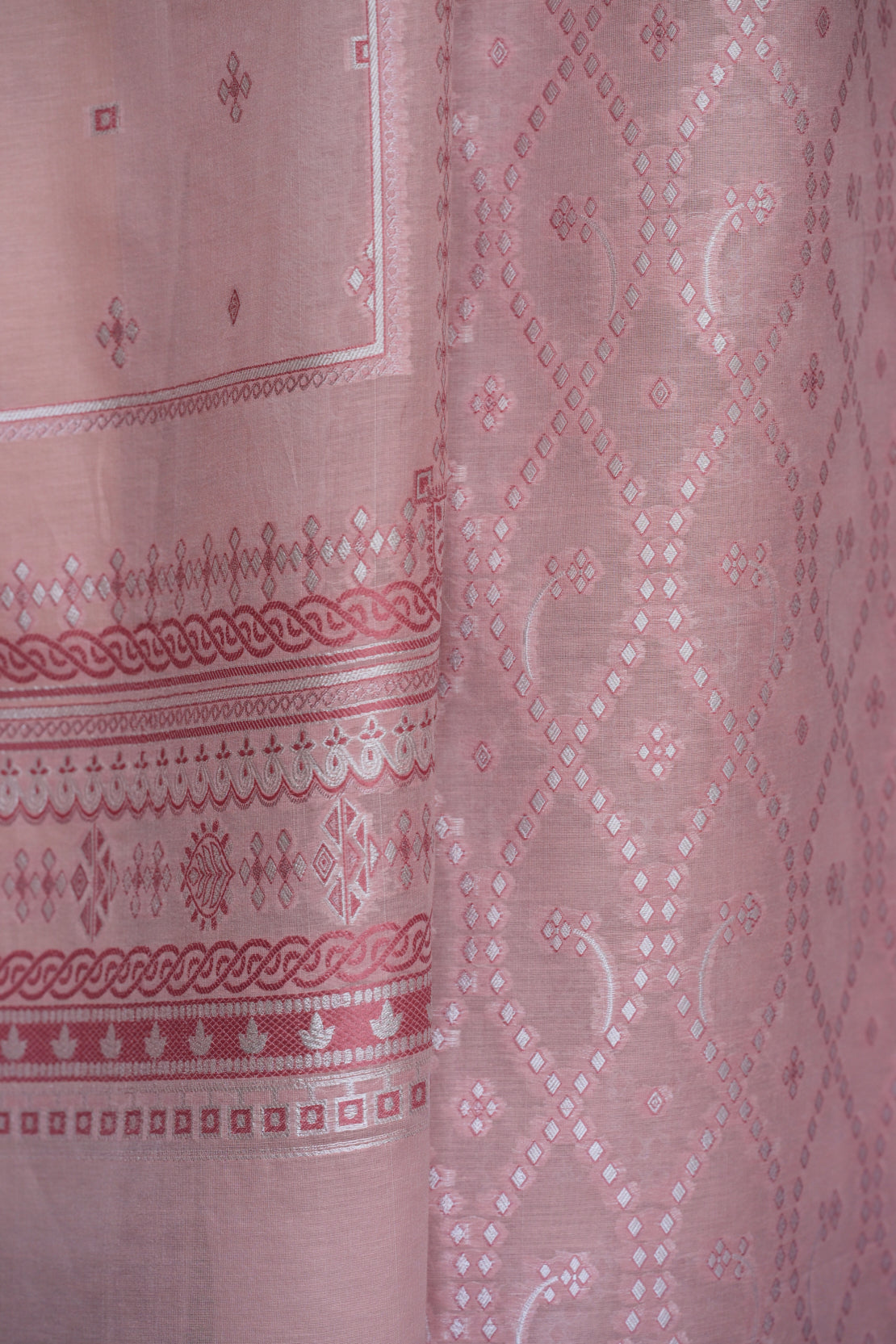 3PC 61. Blush