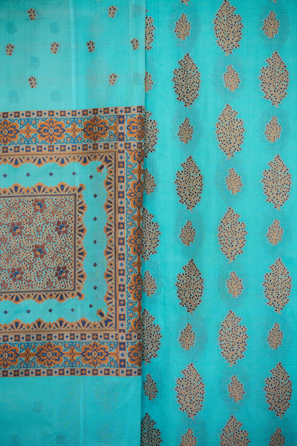 3PC 67. Turquoise