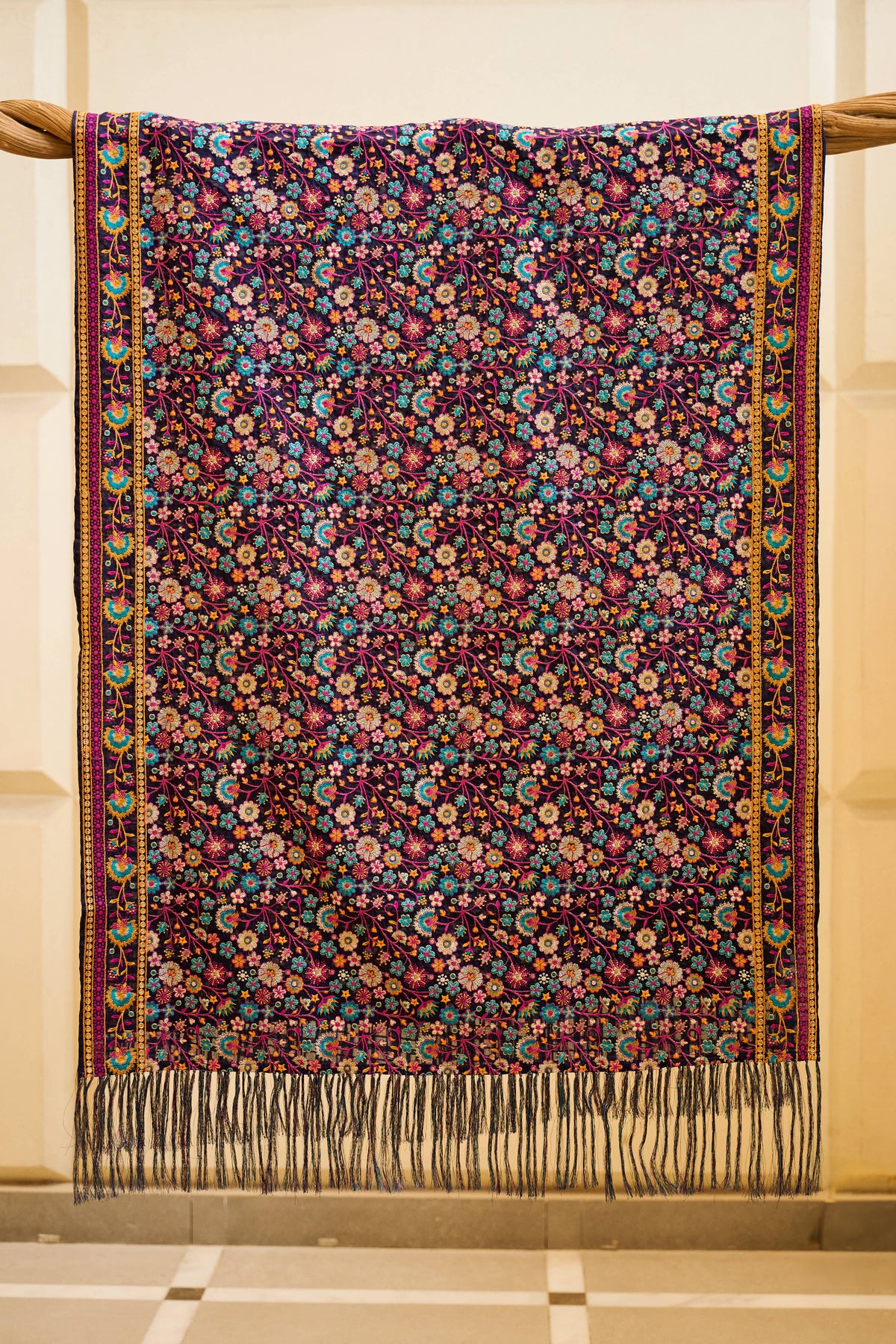 SHL 02. Gulnaksh