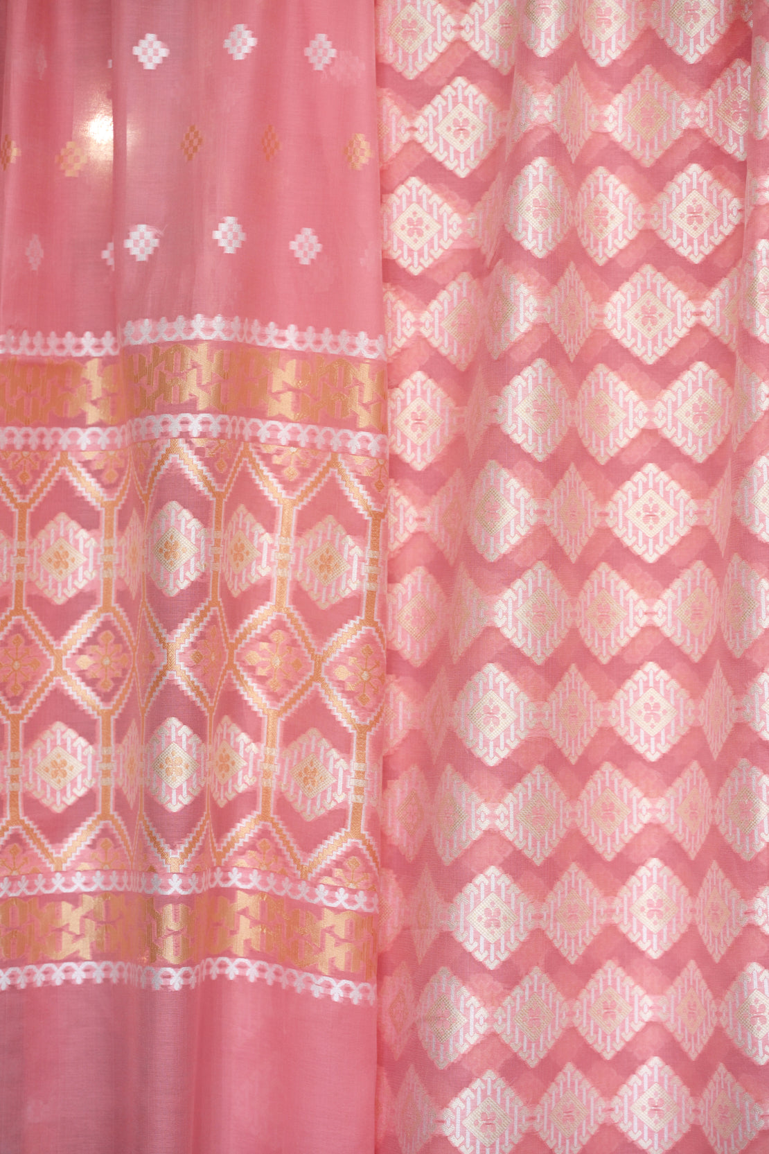 3PC 66. Coral