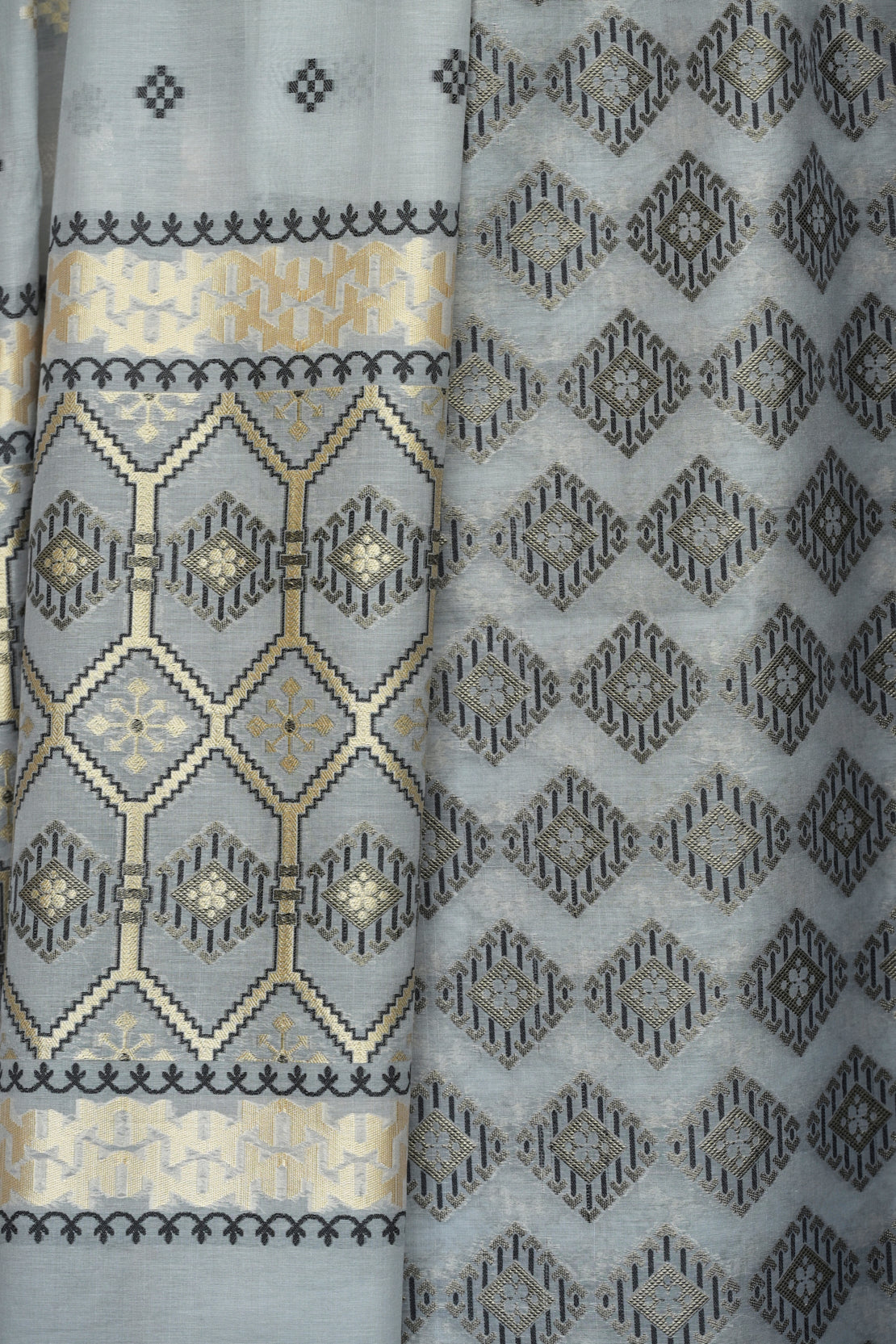 3PC 66. Dove Grey