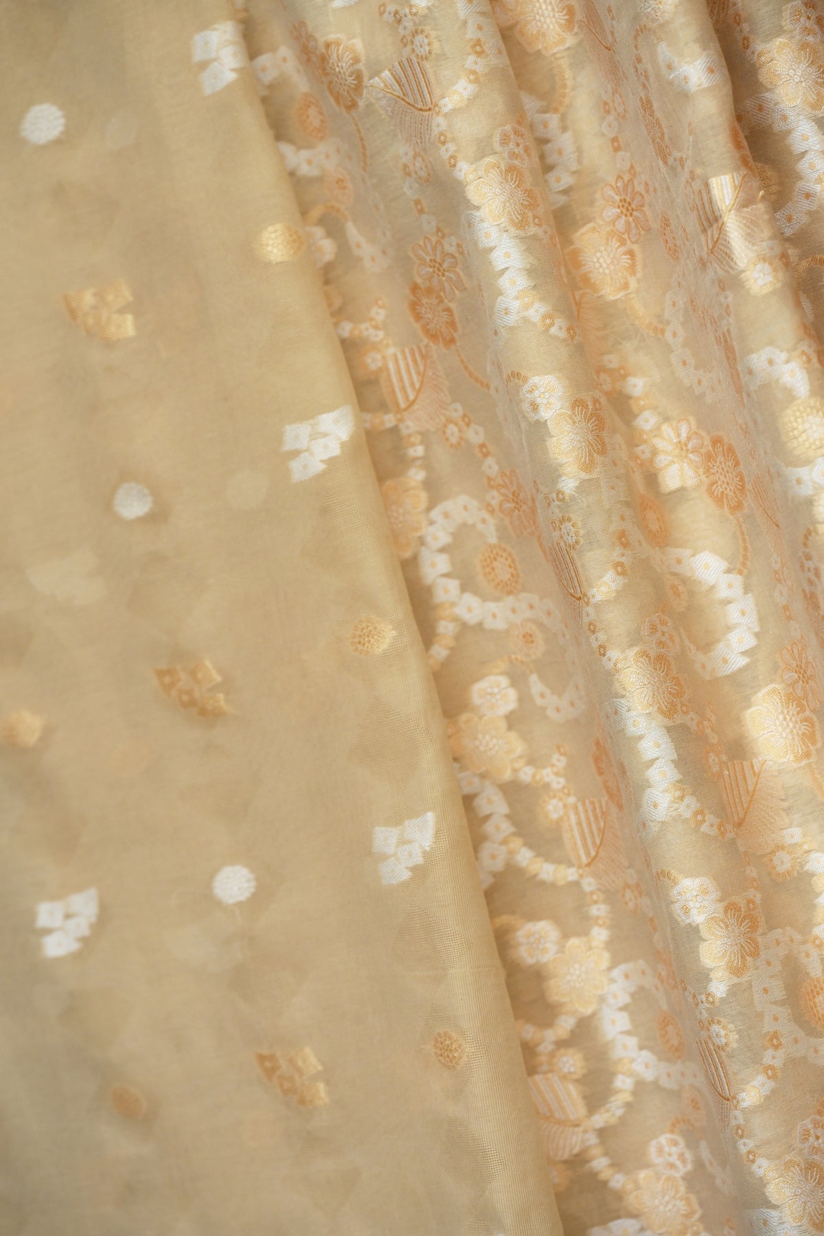 3PC 43. Gold
